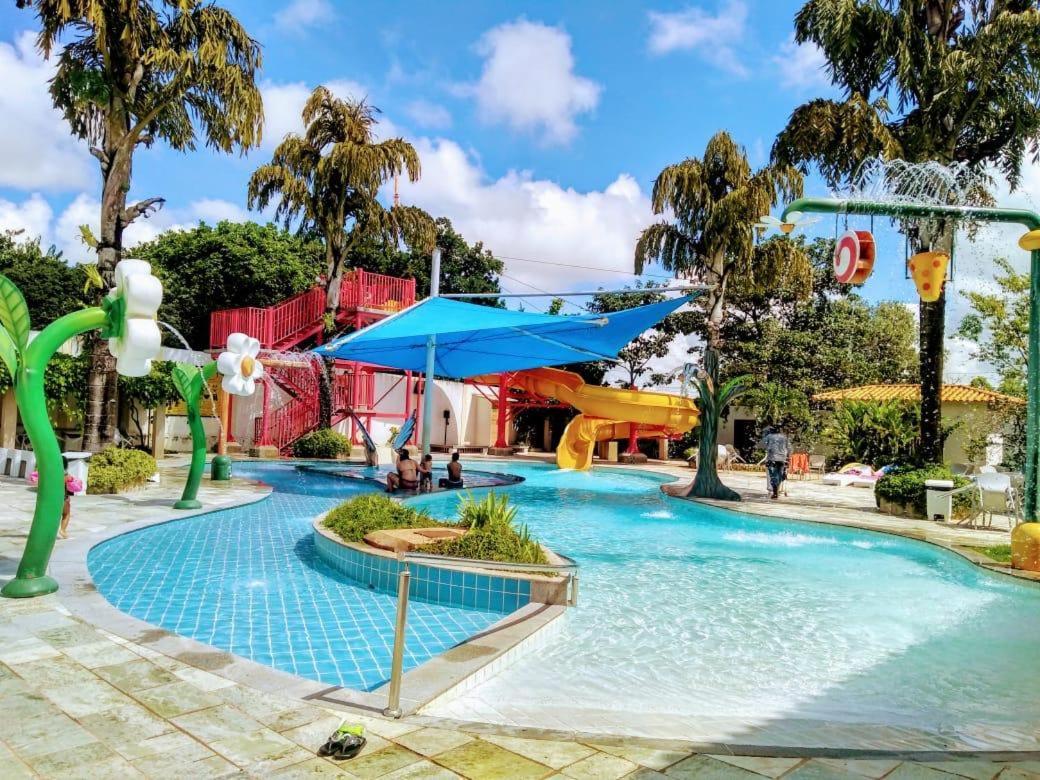 Flat Di Roma Resort Internacional Caldas Novas Exterior photo